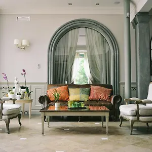 Necchi Portalupa Hotel